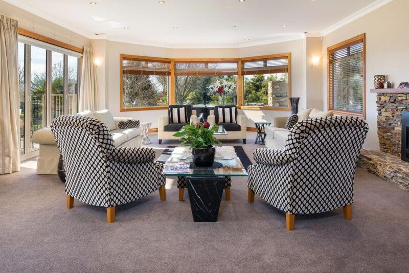 Aldaha Luxury Accommodation Blenheim Esterno foto